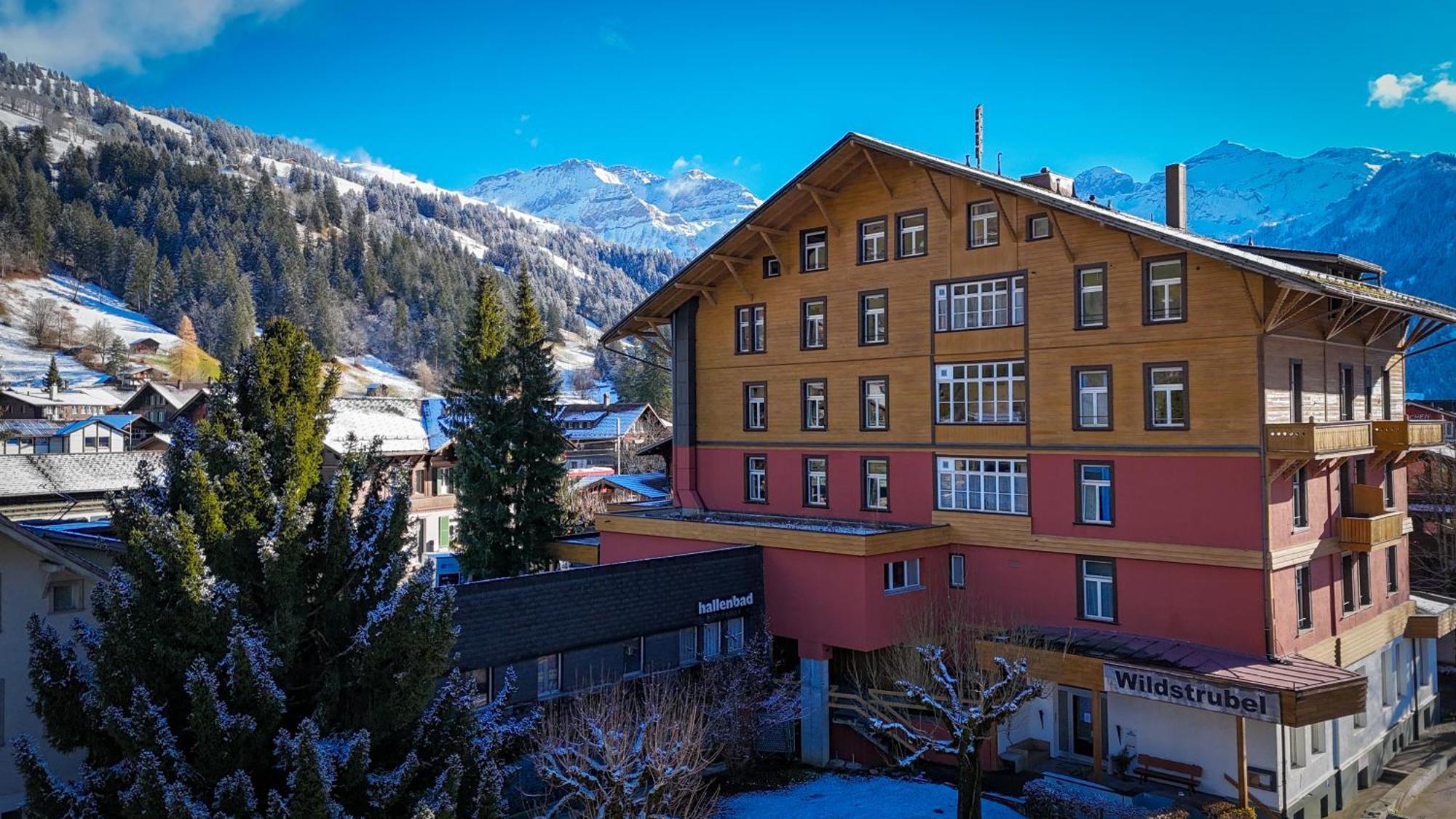 Sporthotel Wildstrubel Lenk Exterior photo